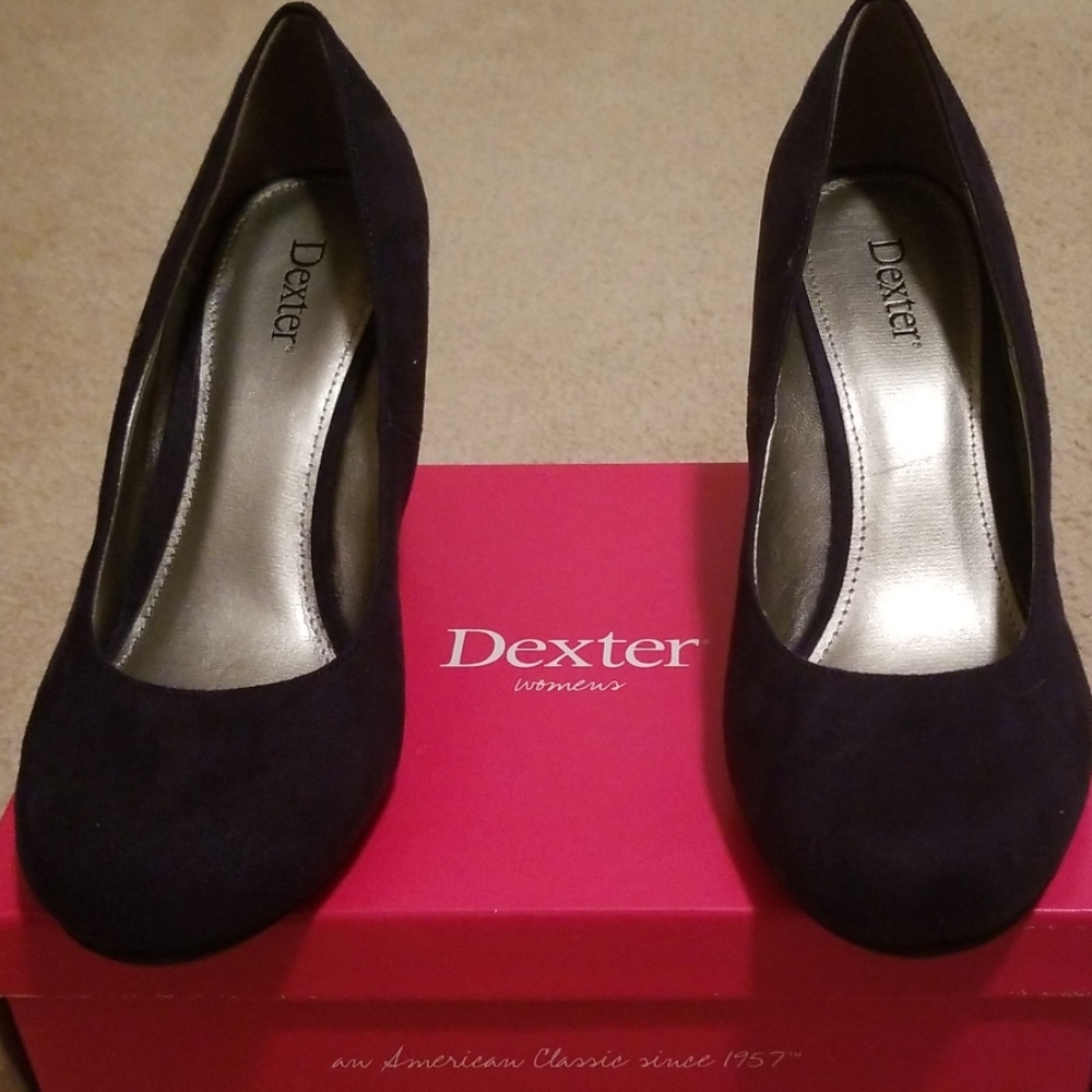 Navy Blue Suede Wedge Size 9 Dexter